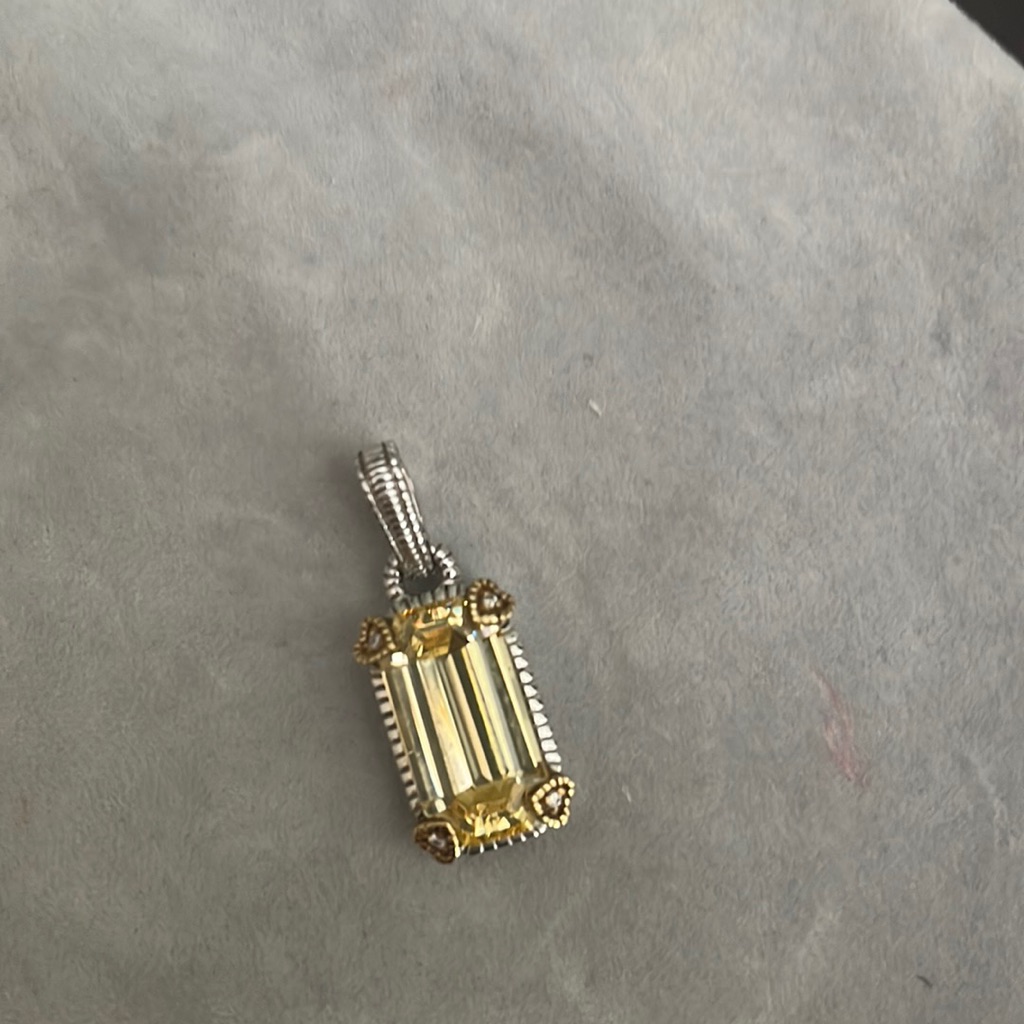 Judith Ripka Jr Two Sterling Silver And 18k Gold And Canary Crystal Pendant 475$